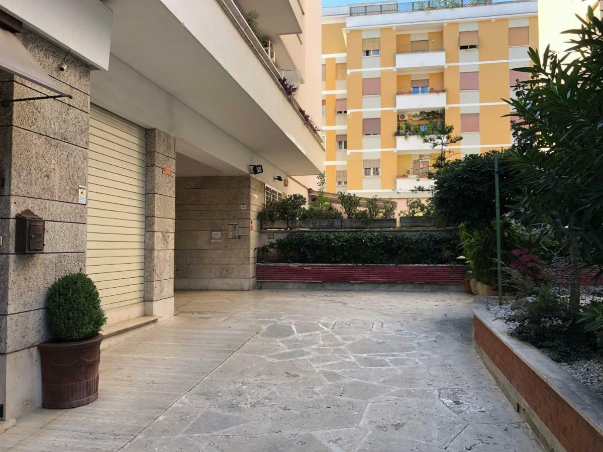 Rhome Vintage Holidays San Pietro โรม ภายนอก รูปภาพ